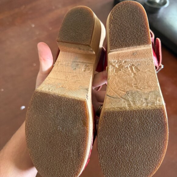 cute retro red Swedish Hasbeens sandal heels - Picture 4 of 4